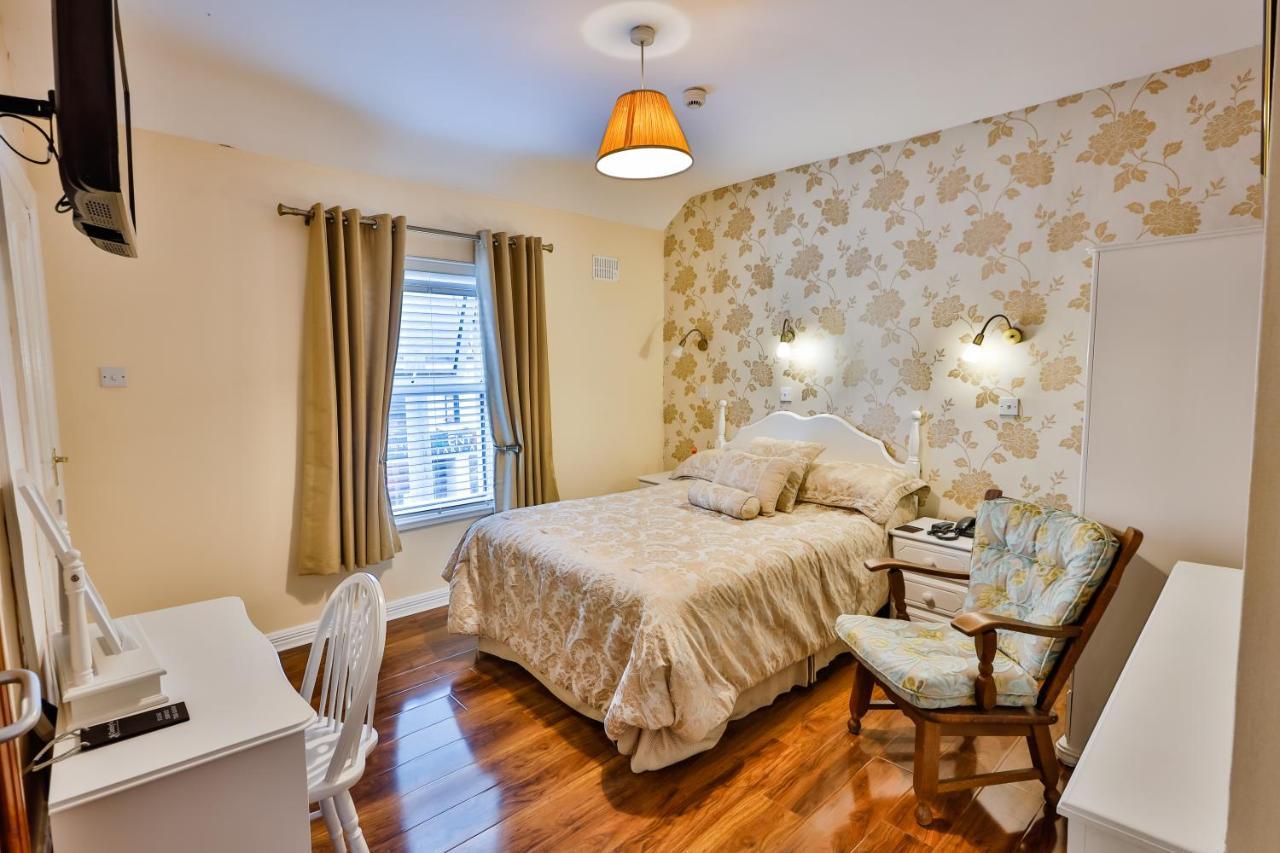 Cawley'S Guesthouse Tubbercurry Bagian luar foto